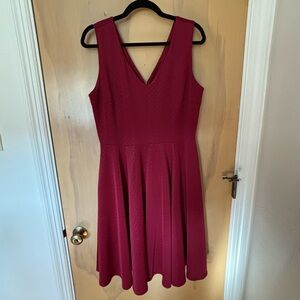 Elegant Sleeveless Dark Red V-Neck + V-Back Midi Dress